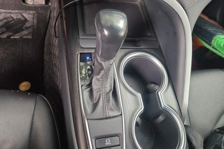 Used Toyota Camry 2021 2.0G Luxury Edition Gear Lever