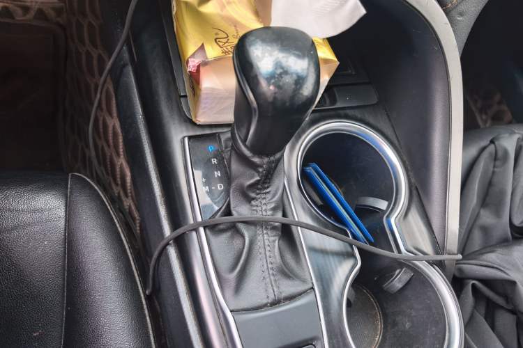 Used Toyota Camry 2021 2.0G Luxury Edition Gear Lever