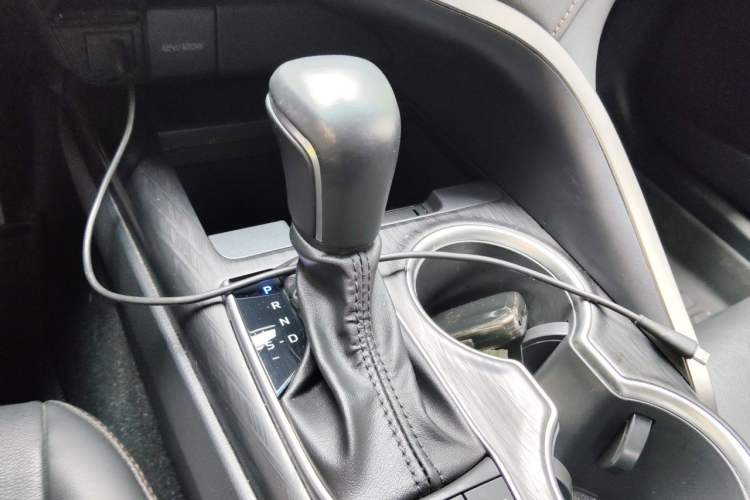 Used Toyota Camry 2021 2.5G Luxury Edition Gear Lever