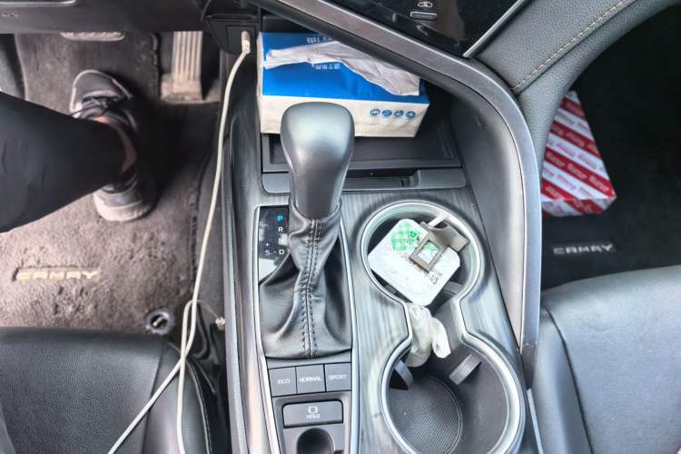 Used Toyota Camry 2021 2.5G Luxury Edition Gear Lever