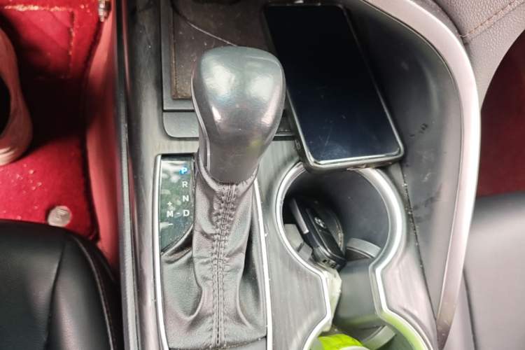 Used Toyota Camry 2021 2.0G Luxury Edition Gear Lever