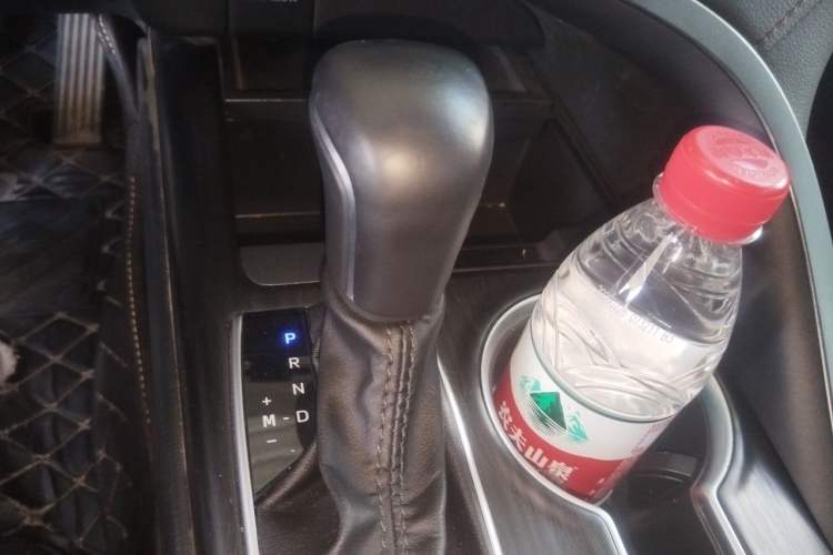Used Toyota Camry 2021 2.0G Luxury Edition Gear Lever