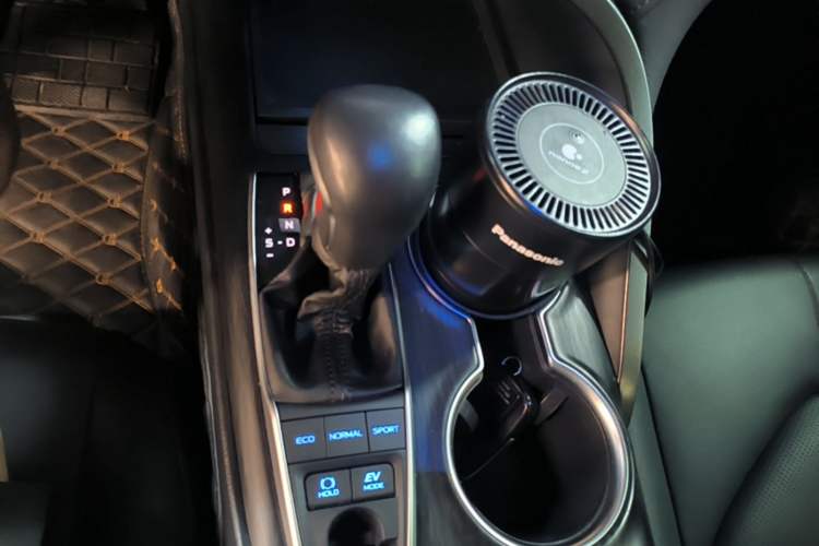 Used Toyota Camry 2021 Dual-Motor 2.5 HGVP Leading Edition Gear Lever