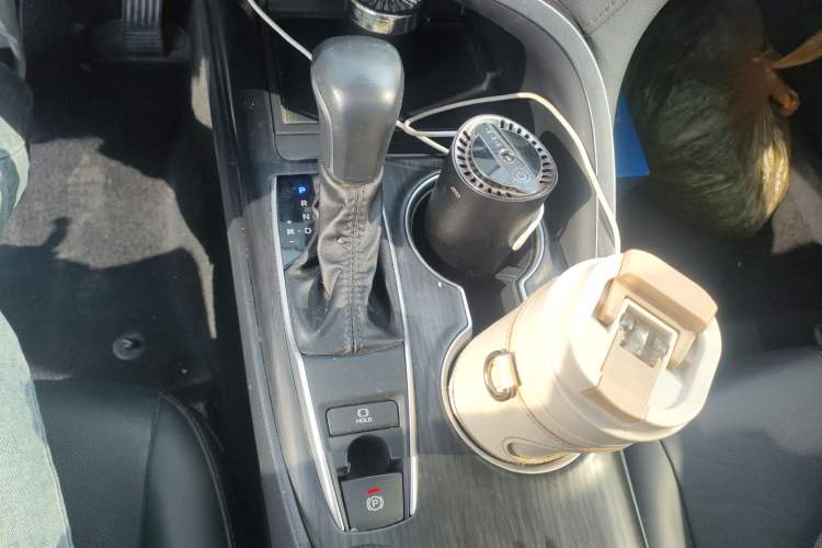 Used Toyota Camry 2021 2.0G Luxury Edition Gear Lever