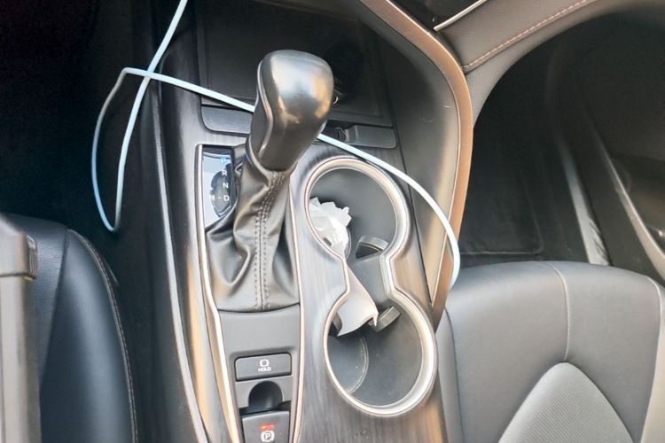 Used Toyota Camry 2021 2.0G Luxury Edition Gear Lever