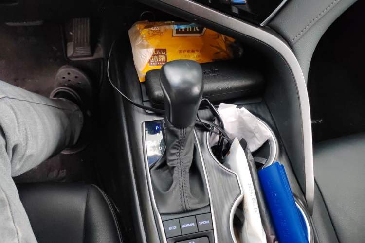 Used Toyota Camry 2021 2.5G Luxury Edition Gear Lever