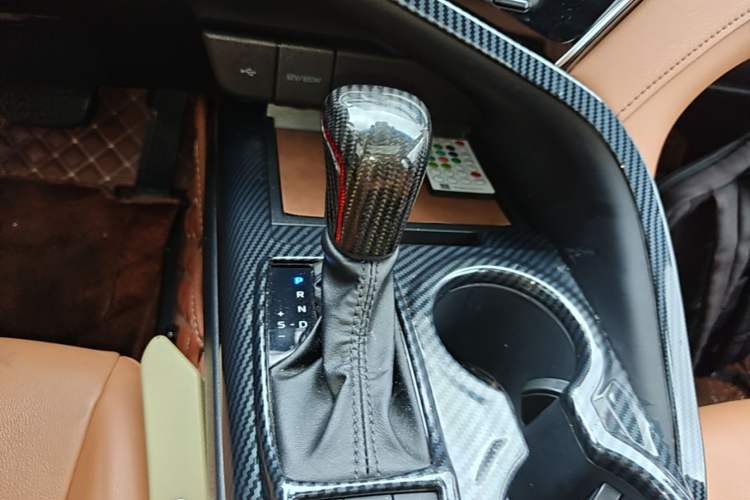 Used Toyota Camry 2021 2.5G Luxury Edition Gear Lever
