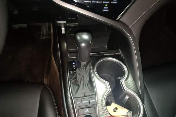 Used Toyota Camry 2021 2.5S Fēngshàng Edition Gear Lever