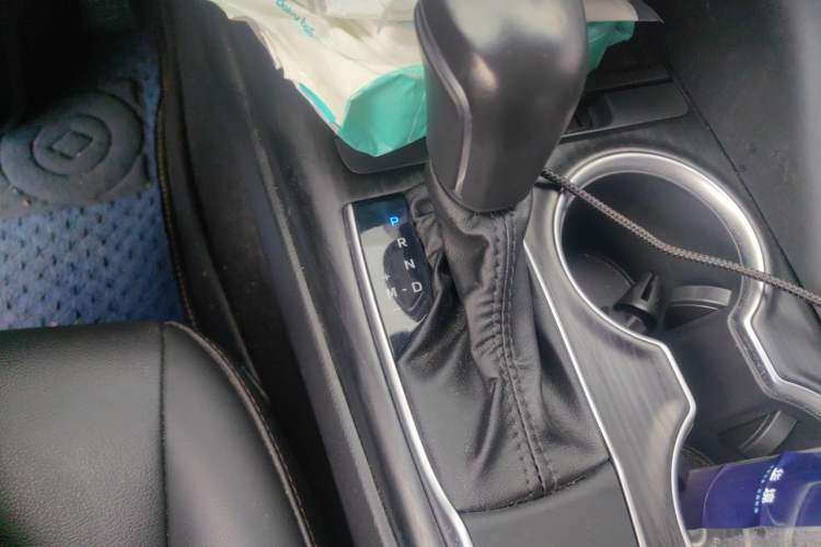Used Toyota Camry 2021 2.0G Luxury Edition Gear Lever