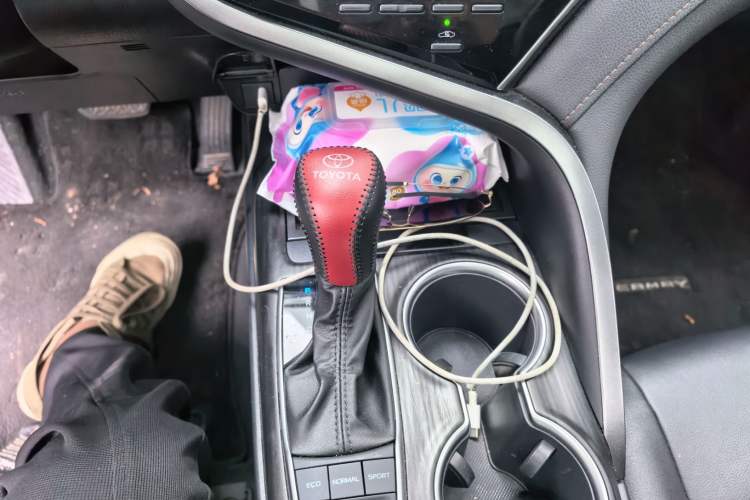 Used Toyota Camry 2021 2.5G Luxury Edition Gear Lever