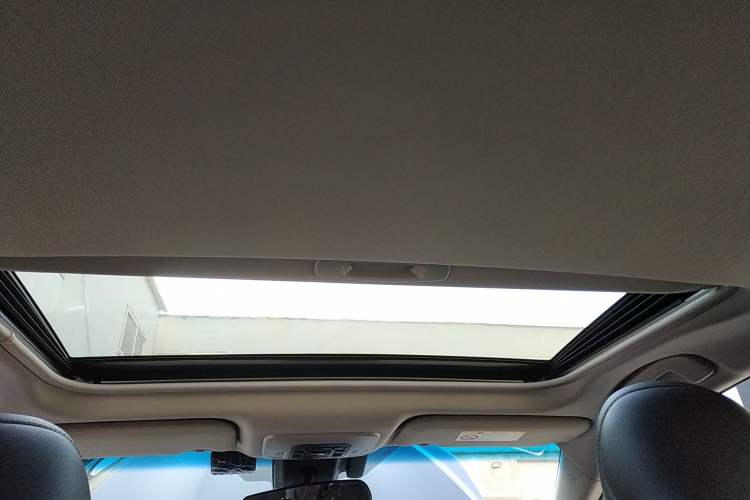 Used Toyota Camry 2021 2.0G Luxury Edition Headliner