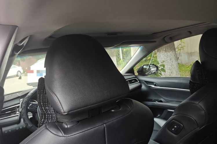 Used Toyota Camry 2021 2.0G Luxury Edition Headliner