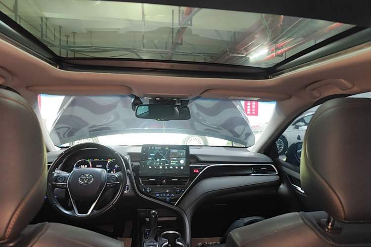 Used Toyota Camry 2021 2.5G Luxury Edition Headliner