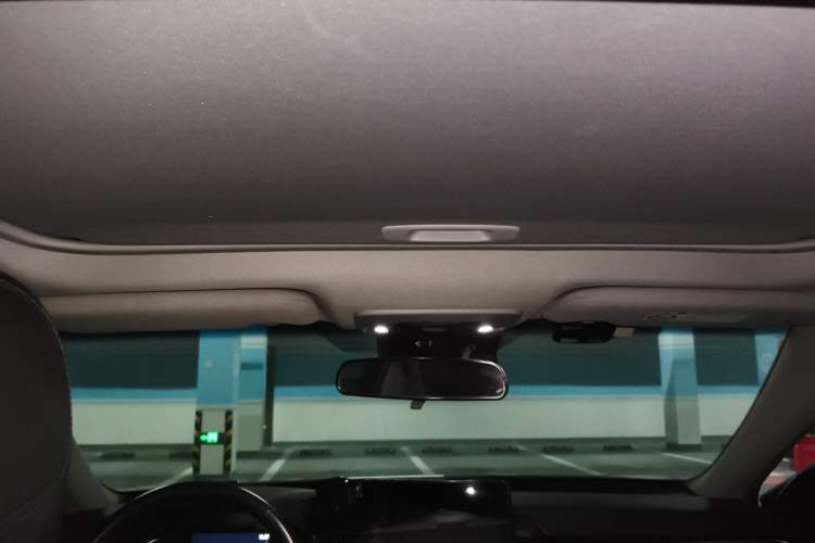 Used Toyota Camry 2021 2.0G Luxury Edition Headliner