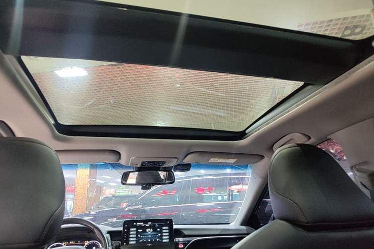 Used Toyota Camry 2021 Dual-Motor 2.5HG Luxury Edition Headliner