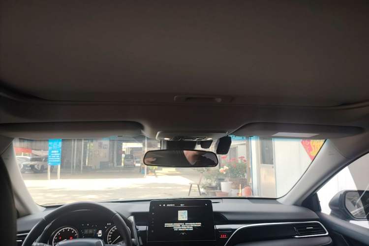 Used Toyota Camry 2021 2.0G Luxury Edition Headliner