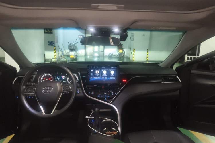 Used Toyota Camry 2021 2.0G Luxury Edition Headliner