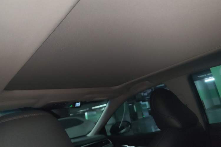 Used Toyota Camry 2021 2.5G Luxury Edition Headliner