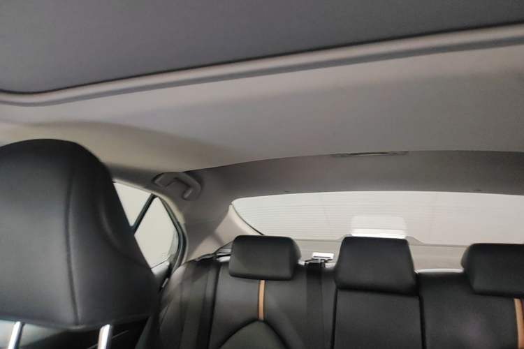 Used Toyota Camry 2021 2.0G Luxury Edition Headliner