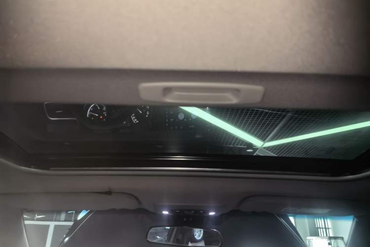 Used Toyota Camry 2021 2.0G Luxury Edition Headliner