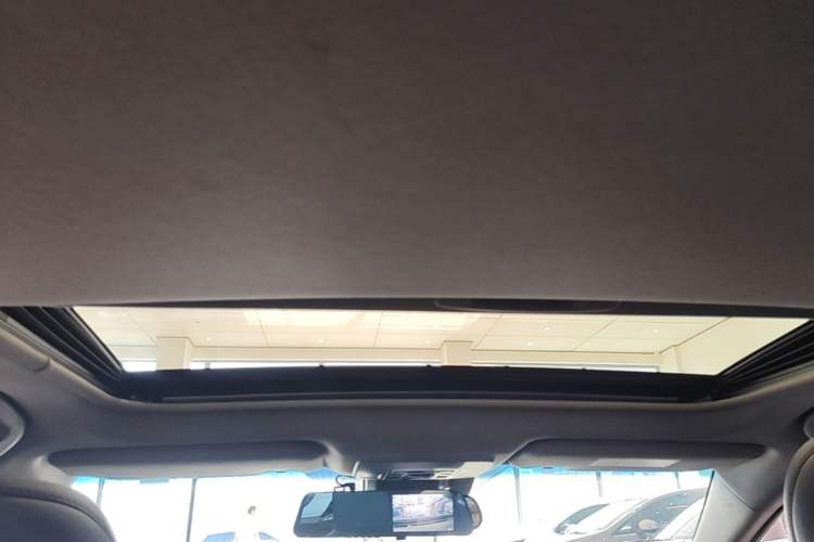 Used Toyota Camry 2021 2.0G Luxury Edition Headliner