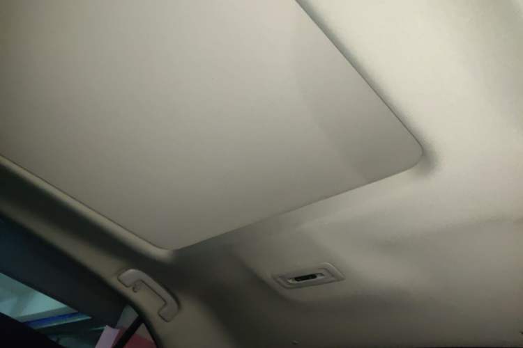Used Toyota Camry 2021 2.5G Luxury Edition Headliner