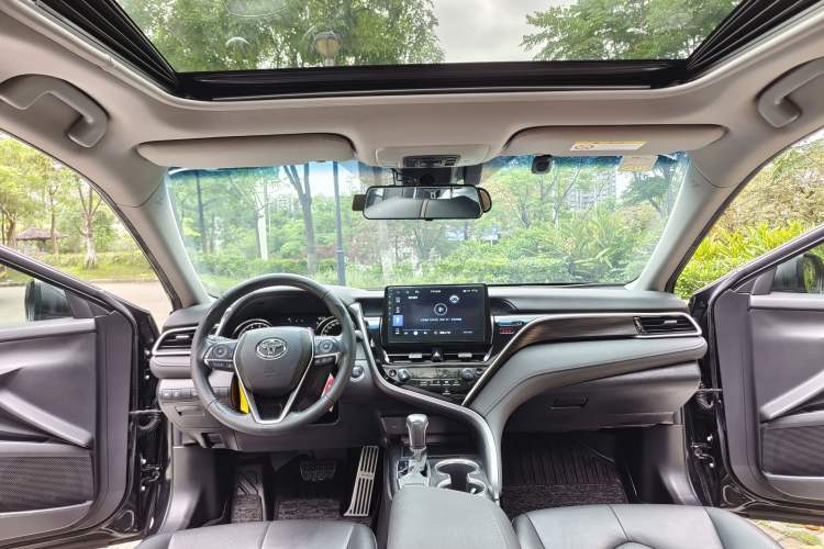 Used Toyota Camry 2021 2.0G Luxury Edition Headliner