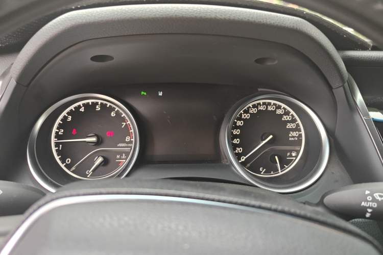 Used Toyota Camry 2021 2.0G Luxury Edition Instrument Cluster