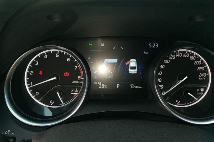Used Toyota Camry 2021 2.0G Luxury Edition Instrument Cluster