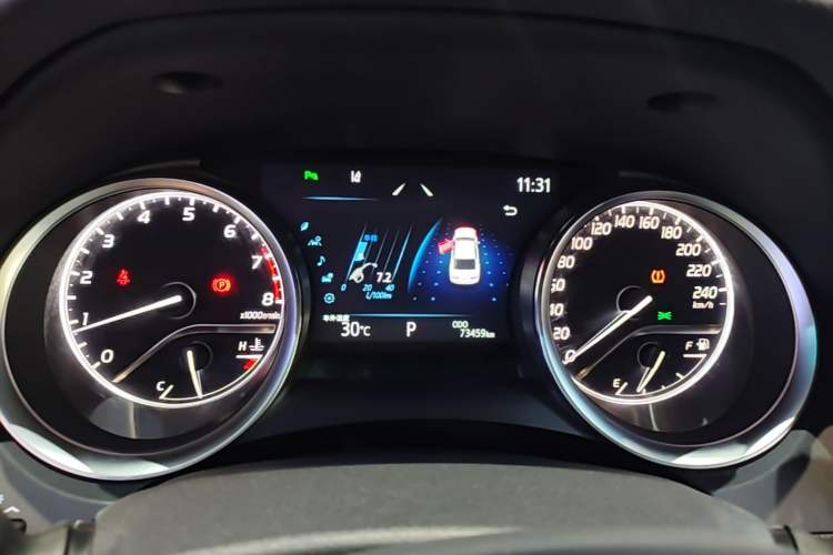 Used Toyota Camry 2021 2.0G Luxury Edition Instrument Cluster