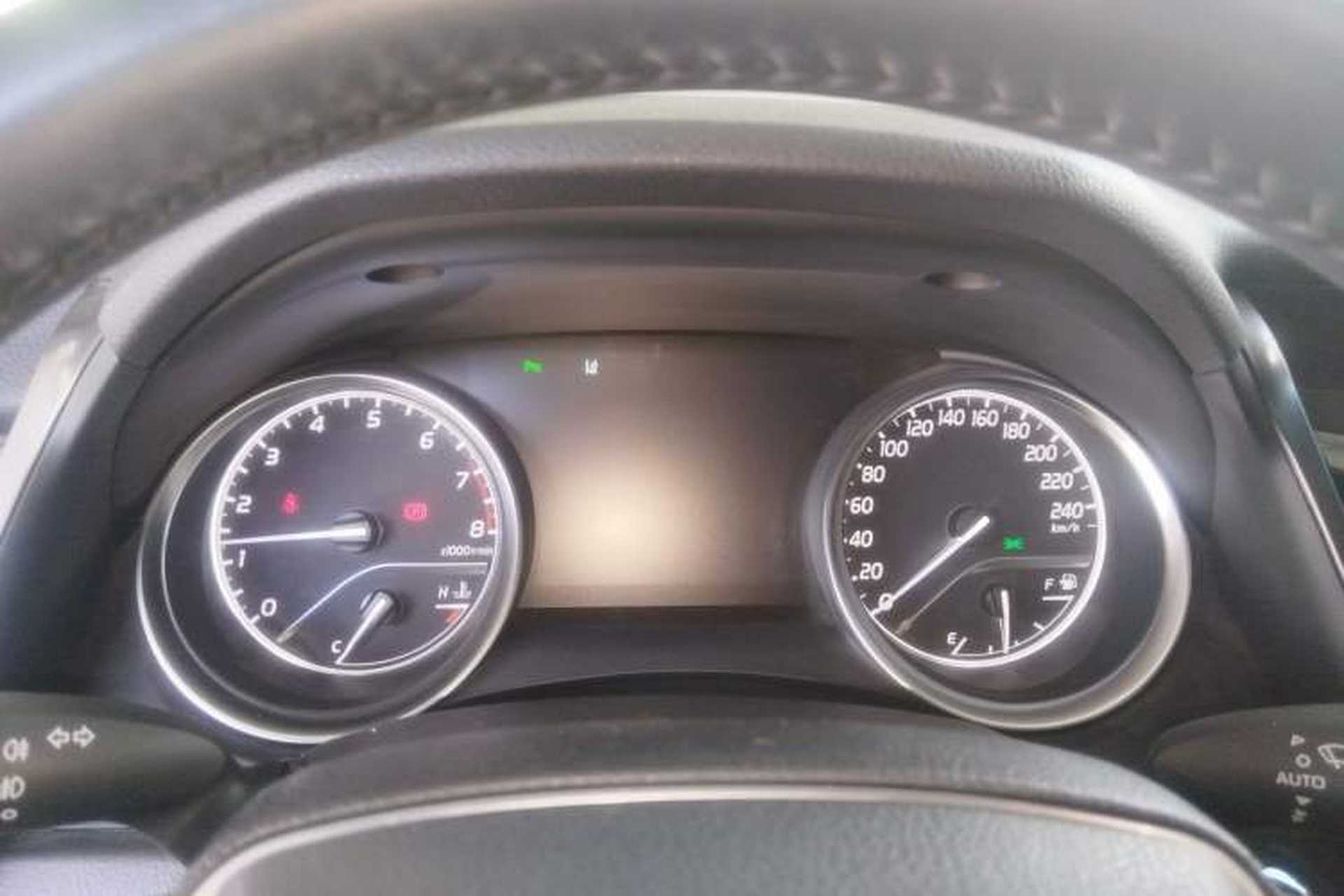 Used Toyota Camry 2021 2.0G Luxury Edition Instrument Cluster