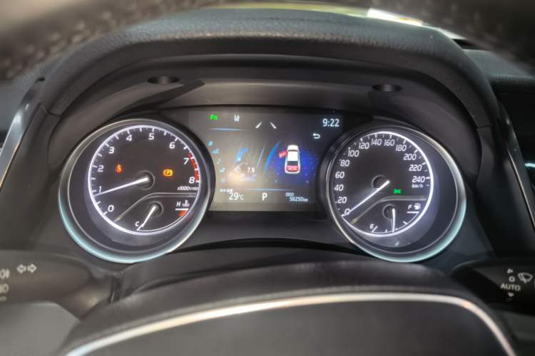 Used Toyota Camry 2021 2.0G Luxury Edition Instrument Cluster