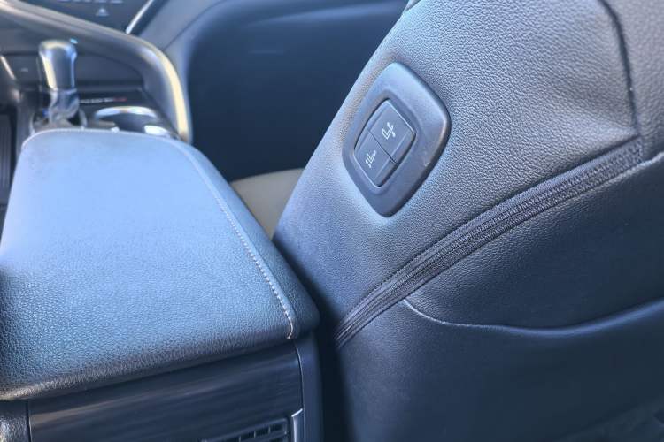 Used Toyota Camry 2021 2.5G Luxury Edition Interior 1