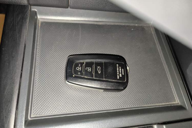 Used Toyota Camry 2021 2.0G Luxury Edition Interior 1