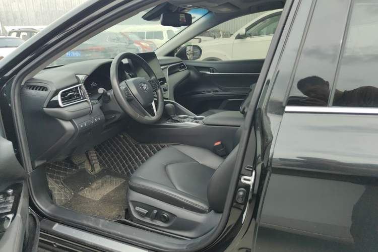Used Toyota Camry 2021 2.5G Luxury Edition Interior 1