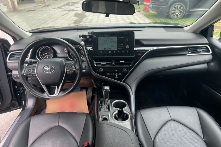 Used Toyota Camry 2021 2.0G Luxury Edition Interior 1