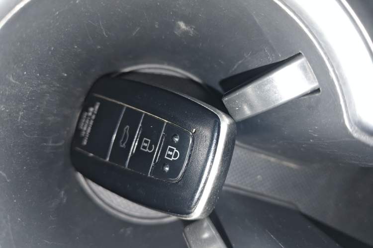 Used Toyota Camry 2021 2.5G Luxury Edition Interior 1