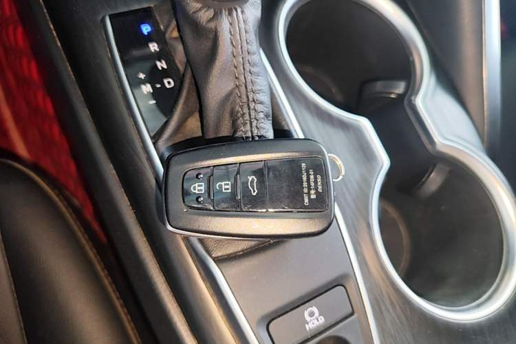 Used Toyota Camry 2021 2.0G Luxury Edition Interior 1