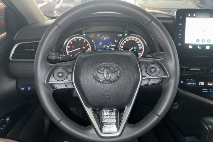 Used Toyota Camry 2021 2.0G Luxury Edition Interior 1