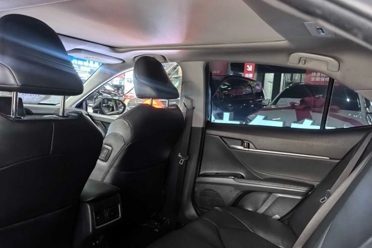 Used Toyota Camry 2021 2.5G Luxury Edition Interior 10