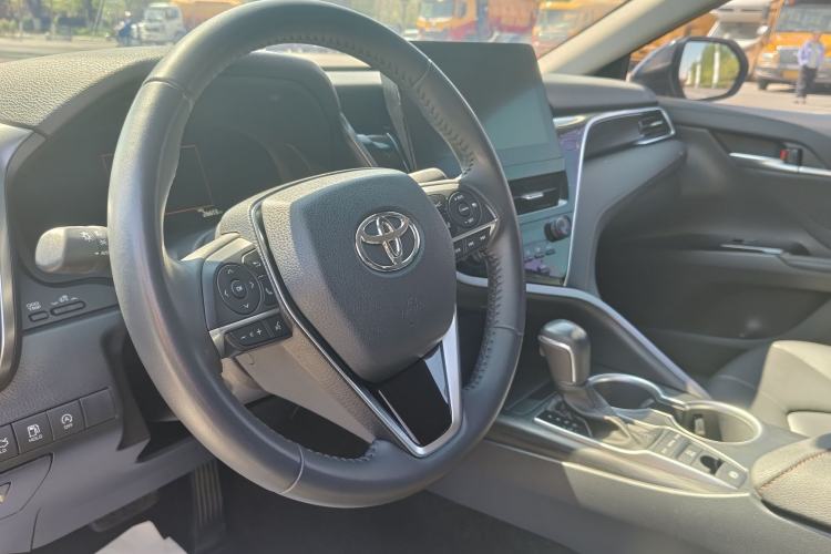 Used Toyota Camry 2021 2.5G Luxury Edition Interior 2