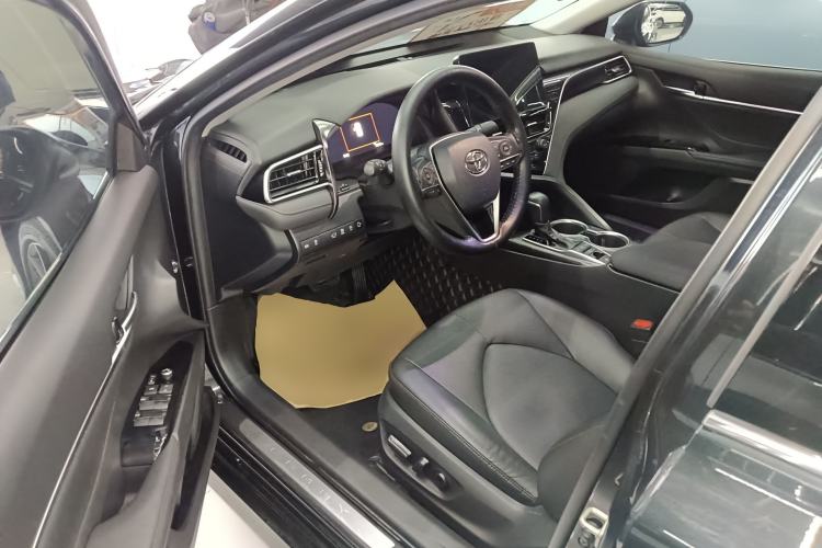 Used Toyota Camry 2021 2.5G Luxury Edition Interior 2