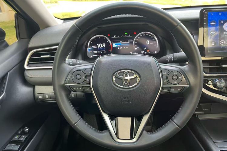 Used Toyota Camry 2021 2.5G Luxury Edition Interior 2