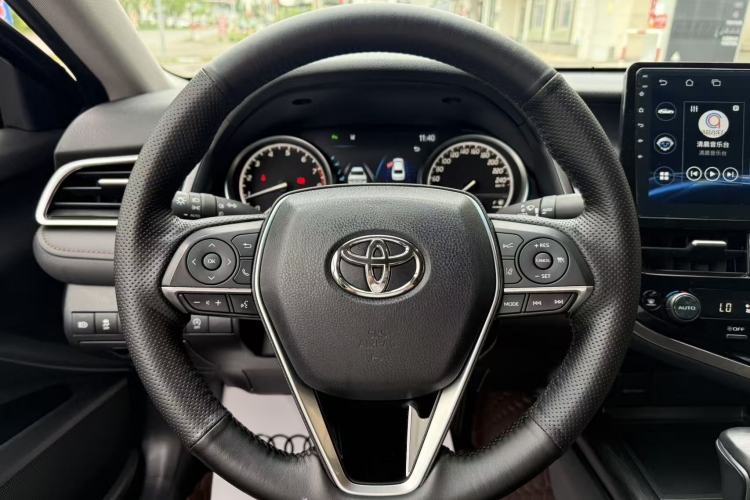 Used Toyota Camry 2021 2.0G Luxury Edition Interior 2