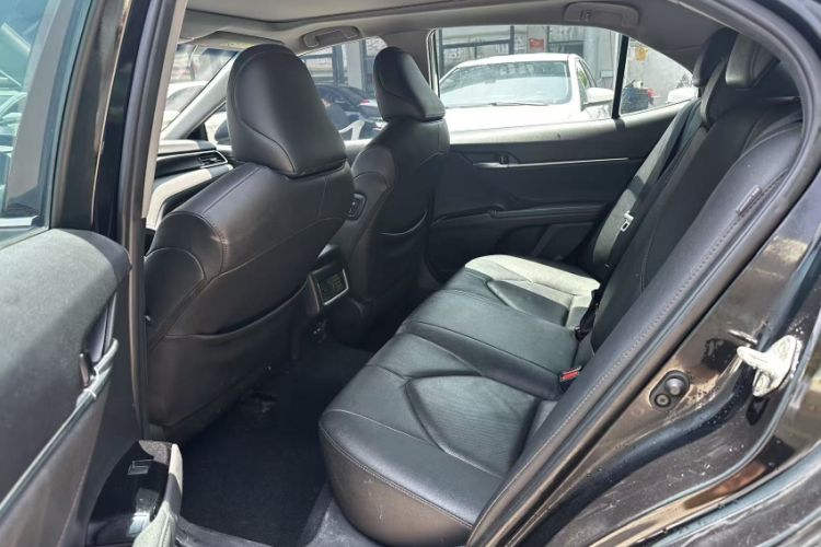 Used Toyota Camry 2021 2.5G Luxury Edition Interior 2