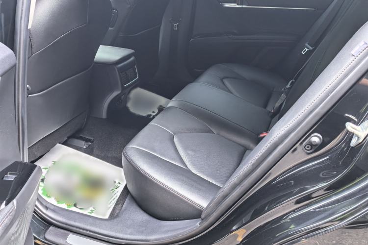 Used Toyota Camry 2021 2.0G Luxury Edition Interior 3