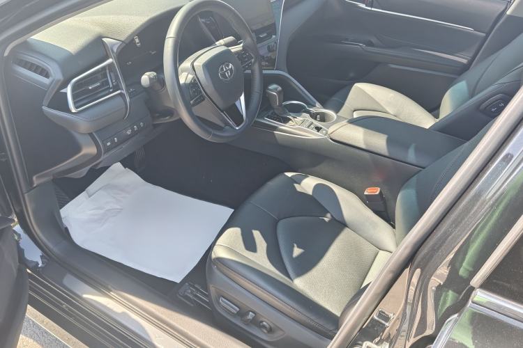 Used Toyota Camry 2021 2.5G Luxury Edition Interior 3