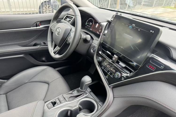 Used Toyota Camry 2021 2.5G Luxury Edition Interior 4
