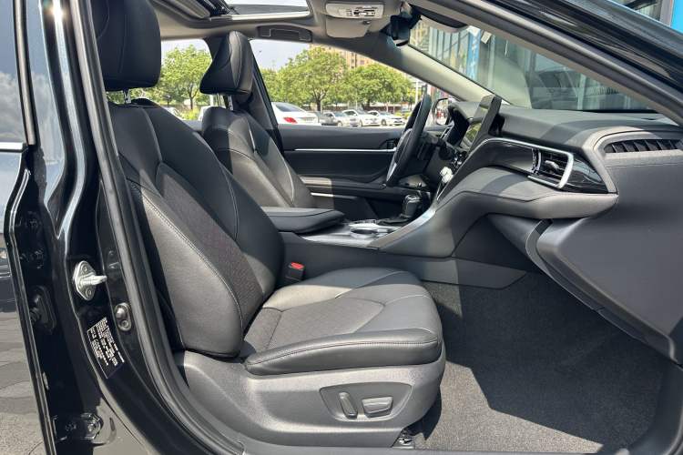 Used Toyota Camry 2021 2.5S Fēngshàng Edition Interior 4