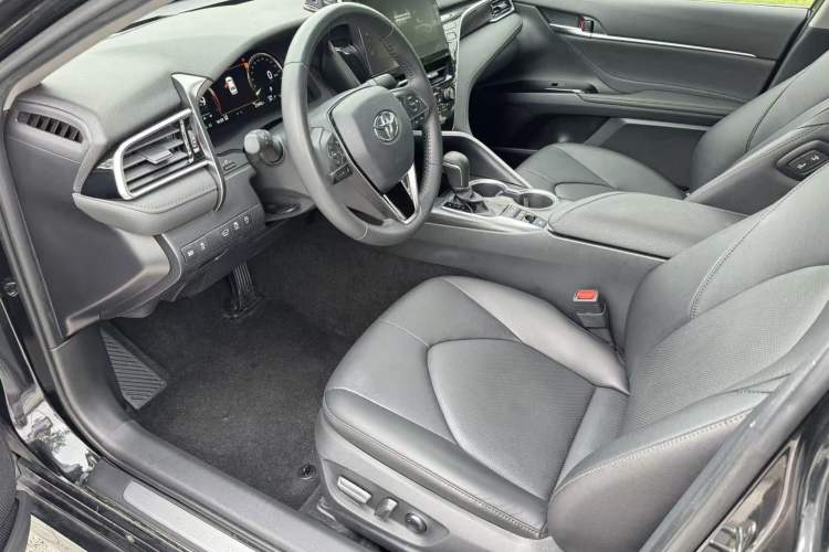 Used Toyota Camry 2021 2.5G Luxury Edition Interior 6